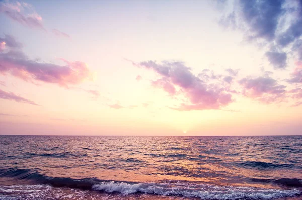 Прекрасний Морський Пейзаж Видом Хмарного Неба Захід Сонця Пляжі — стокове фото