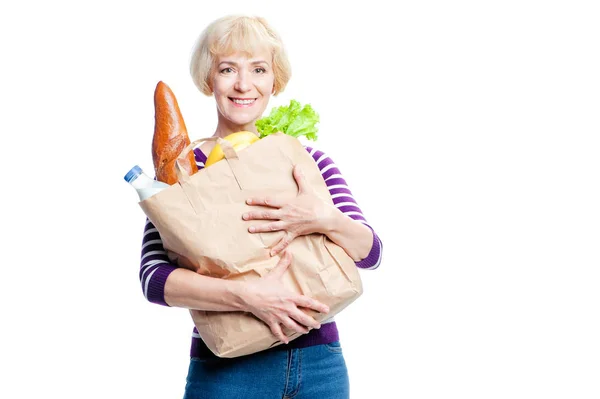 Aantrekkelijk Glimlachend Midden Leeftijd Vrouw Met Grote Papieren Zak — Stockfoto