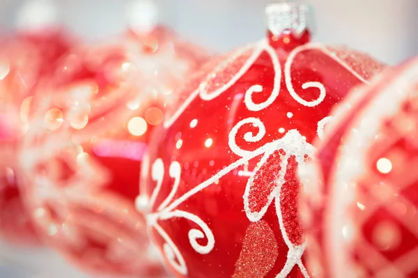 Κοντινό Πλάνο Της Ποικιλίας Των Κόκκινες Μπάλες Για Χριστουγεννιάτικες Διακοσμήσεις — Φωτογραφία Αρχείου