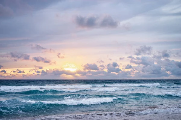 Красивый Морской Пейзаж Облачным Небом Штормовую Погоду — стоковое фото