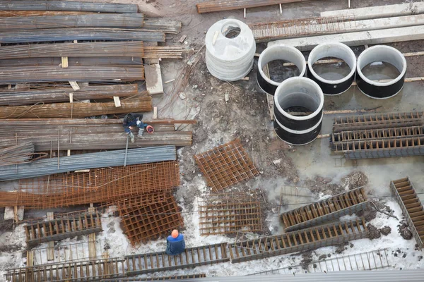 Construcción de un nuevo equipo de trabajo para edificios residenciales —  Fotos de Stock