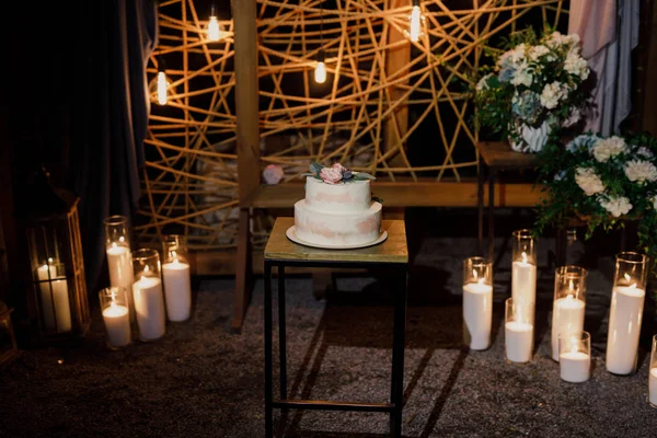 美しい結婚式の装飾 レストラン 写真ゾーン — ストック写真