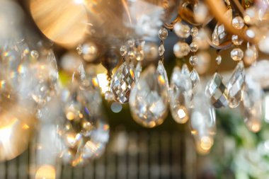 Shot parlak avize kristalleri kadar kapatın