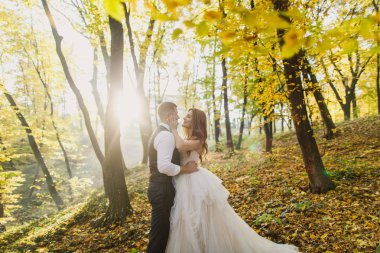 Gelin ve damat düğün gününde