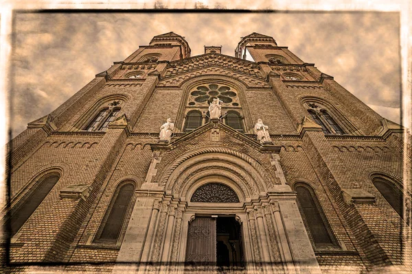 Foto Antiga Com Vista Frontal Catedral Millennium Timisoara Romênia Filtro — Fotografia de Stock