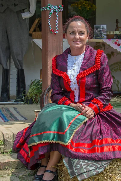 Τιμισοάρα Ρουμανία Ιουνίου 2018 Ουγγρική Γυναίκα Από Banat Παραδοσιακές Φορεσιές — Φωτογραφία Αρχείου