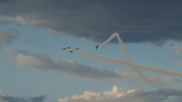 Timişoara Romania Juni 2018 Vintage Flygplan Gör Demonstrationer Flyguppvisning Som — Stockvideo