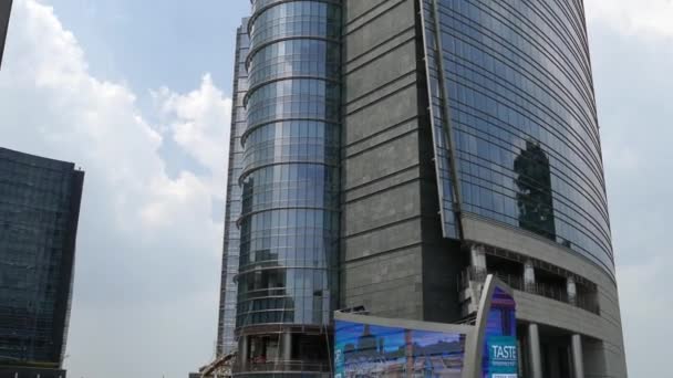 Milão Itália Junho 2018 Unicredit Bank Tower Arranha Céu Mais — Vídeo de Stock