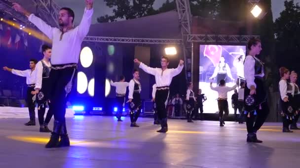 Romania Timisoara Julio 2018 Jóvenes Bailarines Turcos Disfrazados Danza Folclórica — Vídeos de Stock