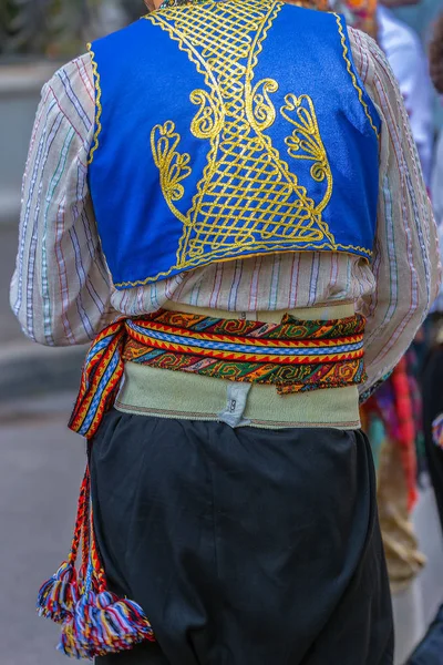 Détail Costume Folklorique Turc Pour Homme Avec Broderie Multicolore — Photo