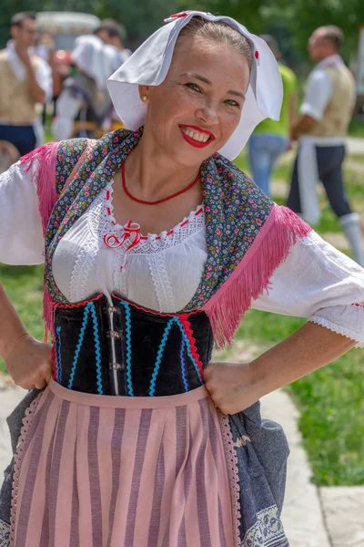 Romania Timisoara July 2018 Woman Italy Traditional Costume Present International — Stock Photo, Image