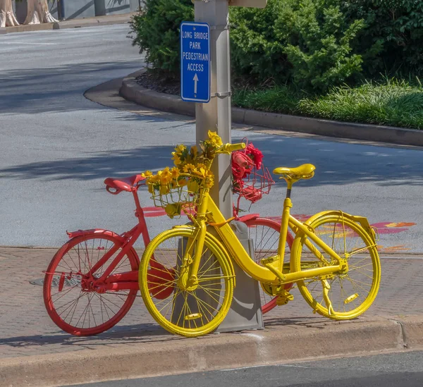 Cidade Cristal Arlington Eua Setembro 2018 Mobiliário Rua Forma Bicicletas — Fotografia de Stock