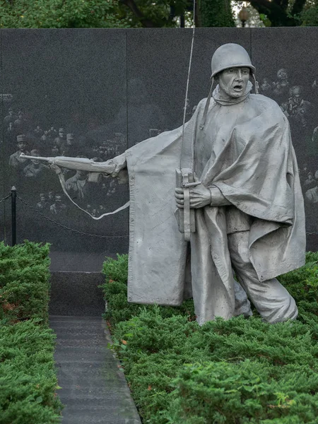 Washington Dc, Amerika Birleşik Devletleri - 31 Ağustos 2018: Kore Savaşı gazileri bu Kore Savaşı sırasında hizmet anısına Memorial. Batı Potomac Park, Lincoln Anıtı güneydoğusunda bulunan.