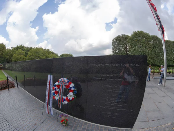 美国华盛顿特区 2018年8月31日 朝鲜战争退伍军人纪念馆 纪念在朝鲜战争中服役的人 位于林肯纪念堂东南的西波托马克公园 — 图库照片
