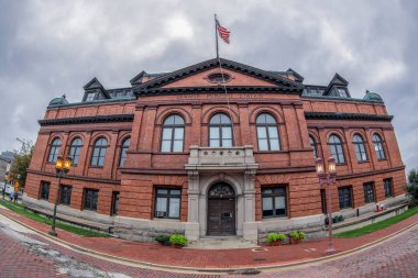 Baltimore, Maryland, Amerika Birleşik Devletleri - 8 Eylül 2018: Kamu Eserleri Müzesi iç Limanı. Bu ekran konut bina bir çalışma Kanalizasyon Pompa İstasyonu 1912 yılında inşa edilmiş olduğunu.