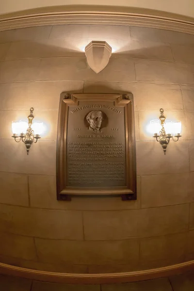 ワシントンは 2018 内部議会議事堂 サミュエル モールス電信の発明者の記念プレート — ストック写真