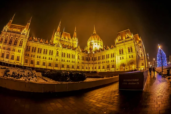 Budapeste Hungria Dezembro 2018 Vista Noturna Edifício Parlamento Húngaro Época — Fotografia de Stock