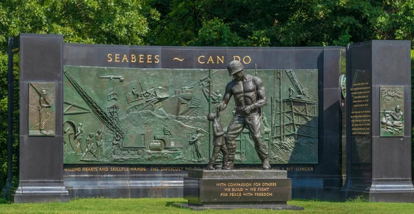 Arlington Virginia Usa August 2018 National Seabee Memorial Sculpture Seabee — Stock Photo, Image