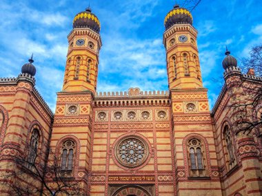 Büyük Sinagog Dohany Street, Budapeşte, Macaristan, Avrupa'nın en büyük Sinagogu ve dünyanın ikinci büyük dış. 1854-1859 için 3000 kişi arasında inşa.