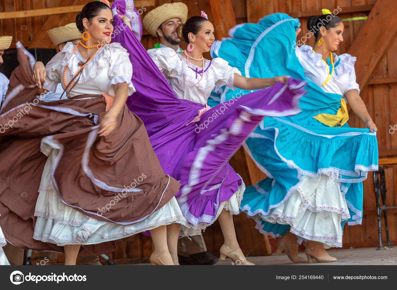 puerto rico traditional dress