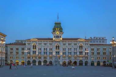 Italya Meydanı Birliği, Trieste, Italya