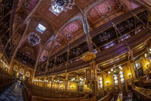 Interiér velké synagogy, Budapešť, Maďarsko — Stock fotografie