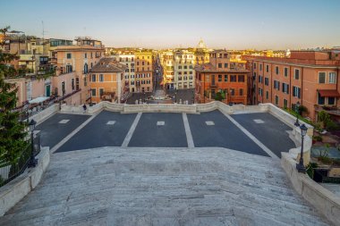Piazza di Spagna, Roma, ı Ispanyol merdivenleri ile panoramik görünüm