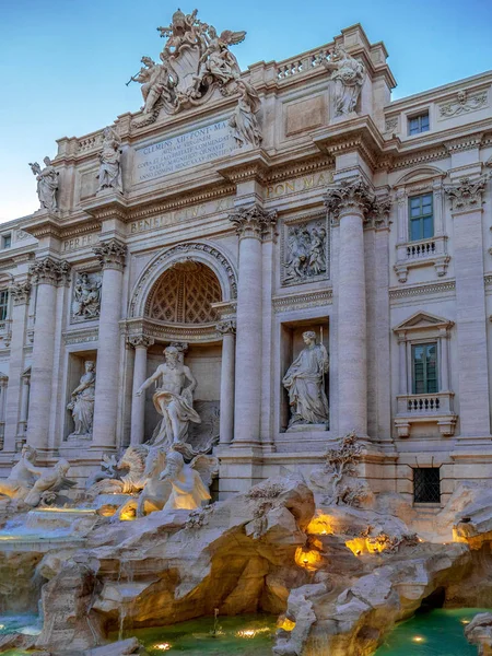 트레비 분수, 로마, 이탈리아의에서 바로크 식 샘 — 스톡 사진