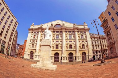 Palazzo Mezzanotte ile eski fotoğraf, Borsa Sarayı 