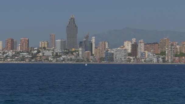 Benidorm Spain Серпня 2020 Вид Хмарочоси Міста Янейського Моря Яке — стокове відео