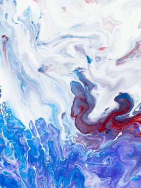 Mavi yaratıcı soyut boyalı arka plan, yakın çekim parça el, akrilik boya tuval, duvar kağıdı, doku fırça. Modern sanat. Çağdaş sanat.