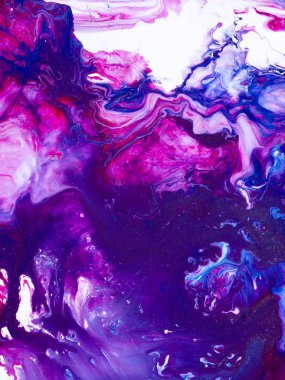 Mavi ve pembe sanat el arka plan, tuval üzerine akrilik resim yakın çekim parça boyalı. Modern sanat. Çağdaş sanat.