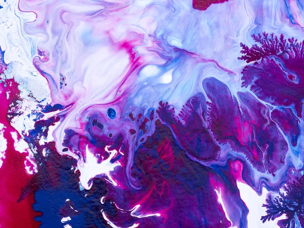 Mavi ve pembe sanat el arka plan, tuval üzerine akrilik resim yakın çekim parça boyalı. Modern sanat. Çağdaş sanat.