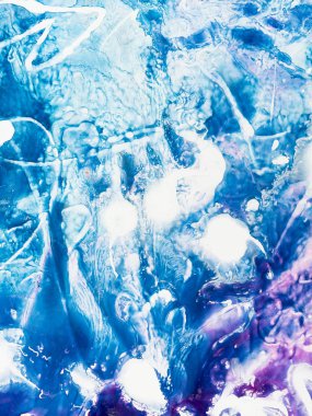 Mavi ve pembe sanat el boyalı arka plan.