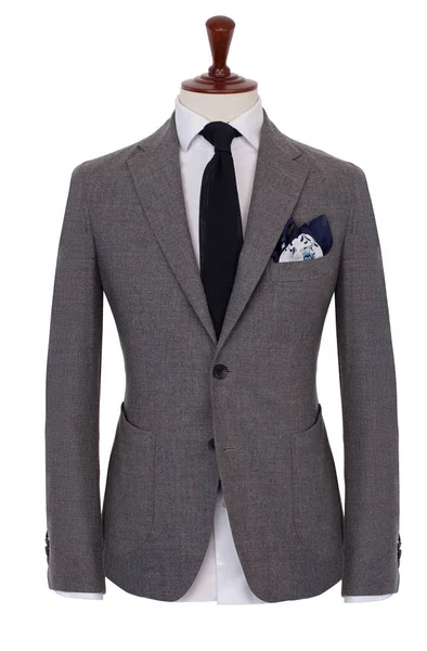 Lüks erkek gri ceket, beyaz gömlek ve koyu kravat, cepte mendil, terzi manken seti, kırpma, beyaz arka plan üzerinde izole