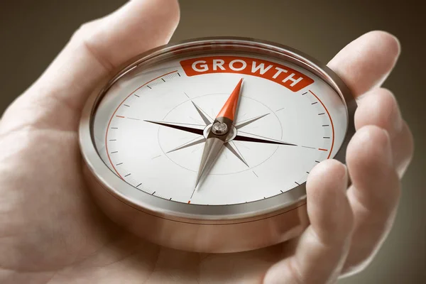 Człowiek Trzyma Kompas Igłą Wskazującą Wzrost Słowa Inwestycje Koncepcję Finansową — Zdjęcie stockowe