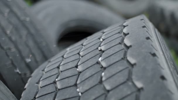 旧汽车橡胶, 轮胎, 轮子 — 图库视频影像