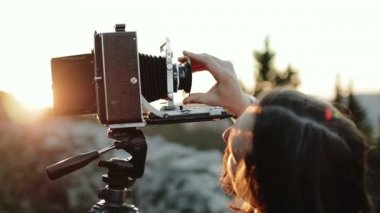 Fotoğrafçı geniş format kamera çekim önce özelleştirir