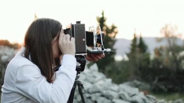 Fotoğrafçı geniş format kamera çekim önce özelleştirir
