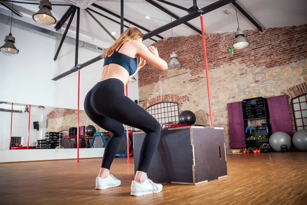 Sporty Woman Doing Box Jump Exercise Fitness Gym — Stock Photo, Image