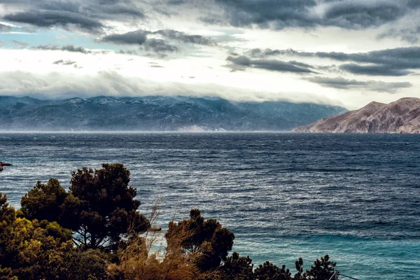 Adratic Denizde Fırtınalı Deniz Manzarası Peyzaj Doğal Görünümü — Stok fotoğraf