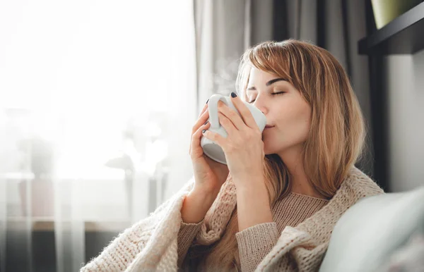 Happy Woman Soft Sweater Relaxing Home Cup Hot Tea Coffee — Stock Photo, Image