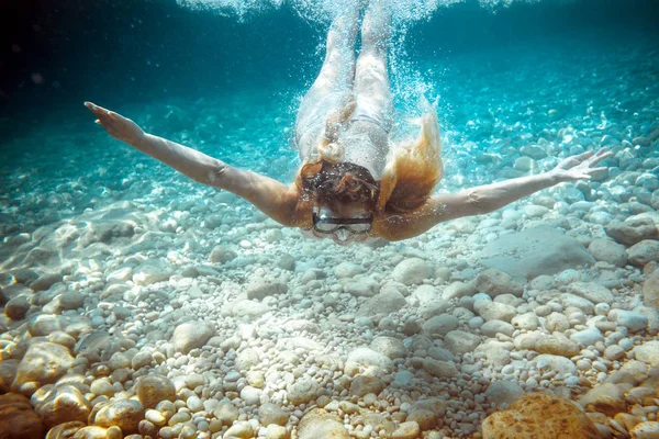Girl Snorkeling Underwater Tropical Sea — Stock Photo, Image