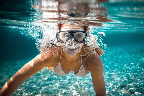 Snorkeling Woman Tropical Sea — Stock Photo, Image