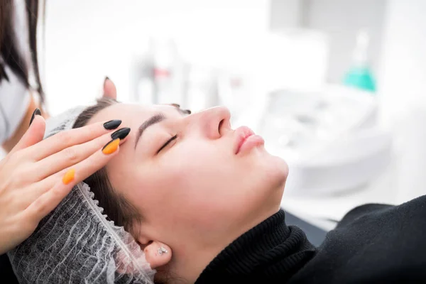 Beautician Applying Facial Mask Cosmetic Clinic Cosmetology Treatment Skincare Face — Stock Photo, Image