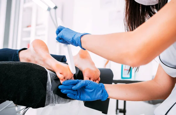 Peeling Fötter Pedikyr Förfarande Kosmetisk Salong — Stockfoto
