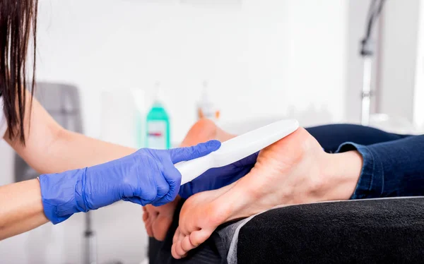 Peeling Stóp Pedicure Zabieg Salonie Kosmetycznym — Zdjęcie stockowe