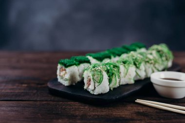 Ahşap Tepsi, metin için boş alan suşi rulo