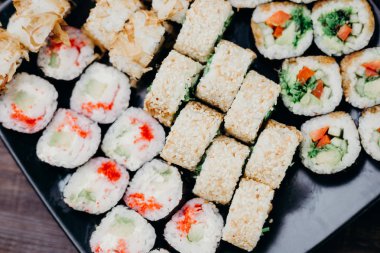 sushi seti, siyah, gıda arka plan tabakta