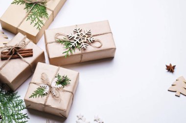 Hediye kutuları el yapımı süsleri, kopya alanı ile